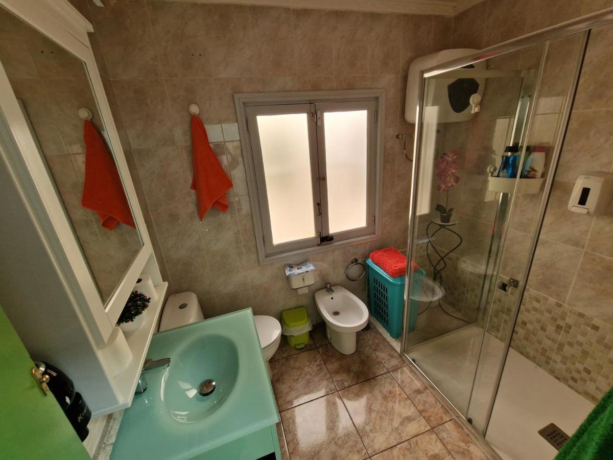 Apartment & Beach - Airport El Burrero Bagian luar foto